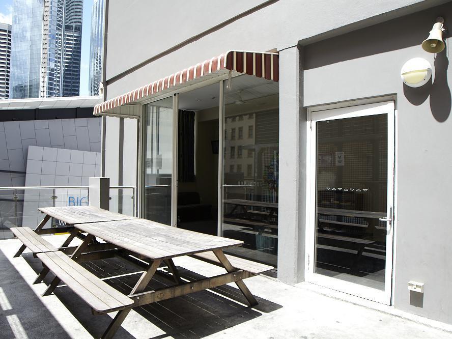 Base Brisbane Embassy Hostel Exterior foto